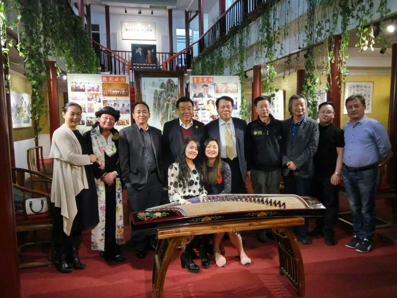 在北京董必武故居拜访全国民营企业家协会领导聂法仲.jpg